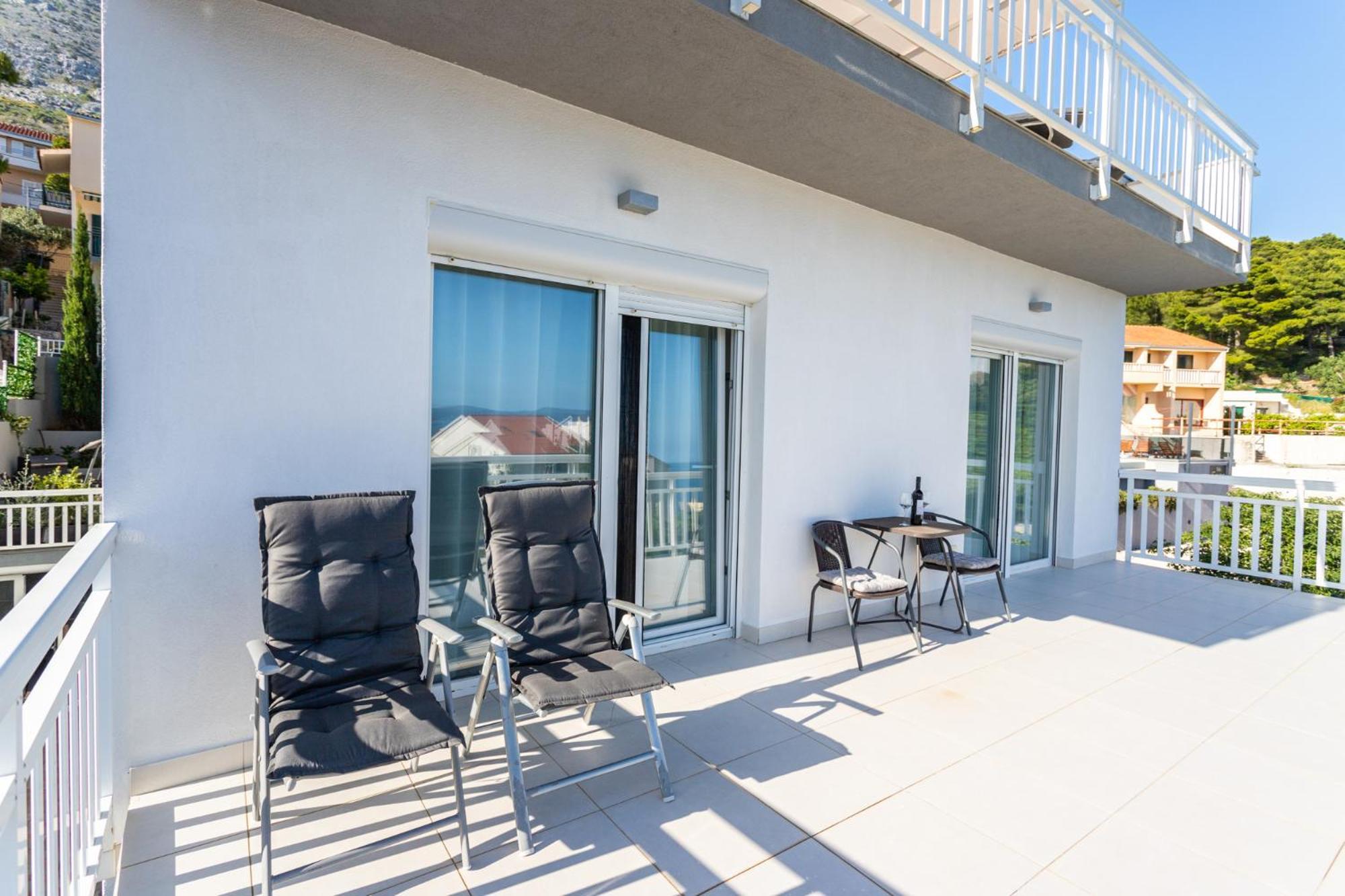 Magnificent Villa With Pool, Hot Tub, Sea View, Sauna 미미체 외부 사진